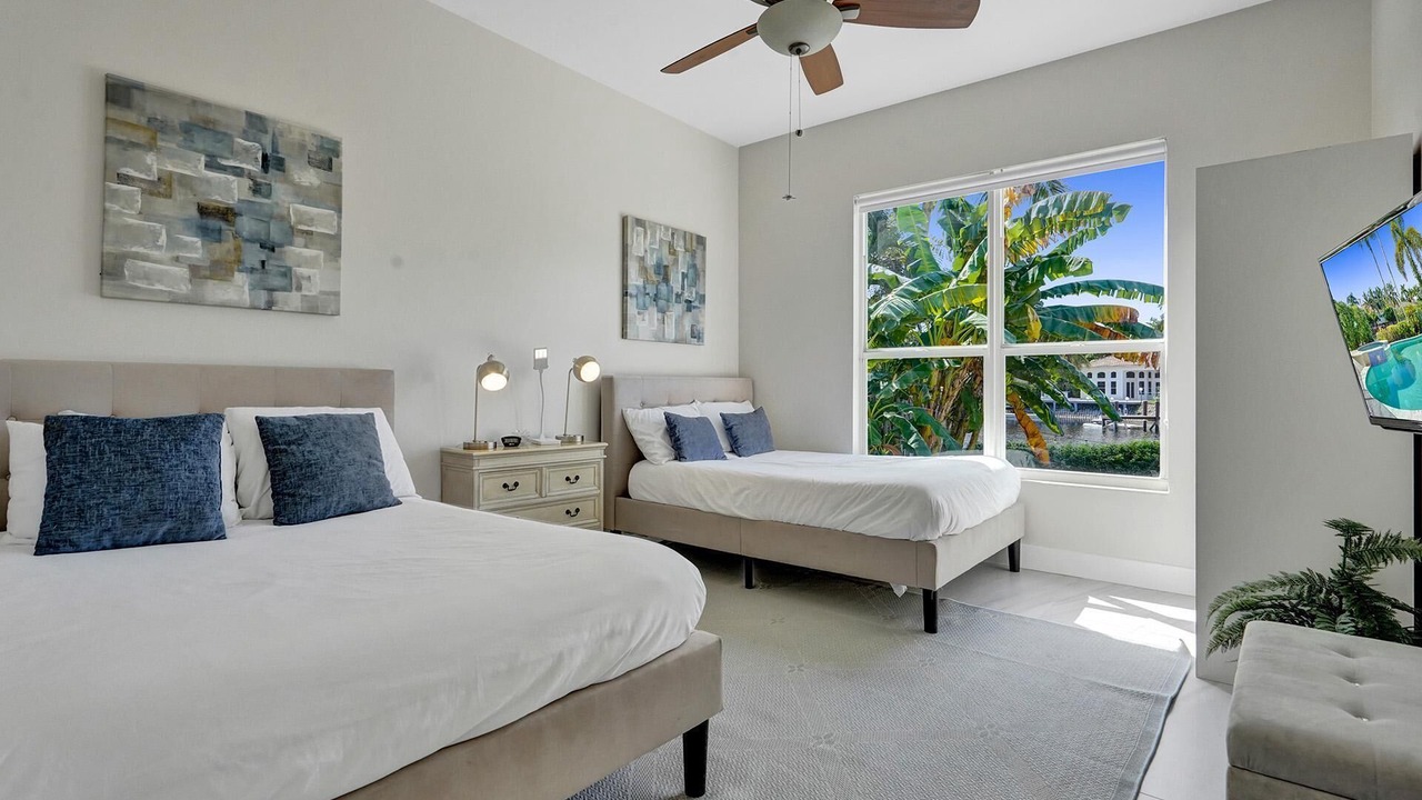 Photo of Bedroom in South Lake