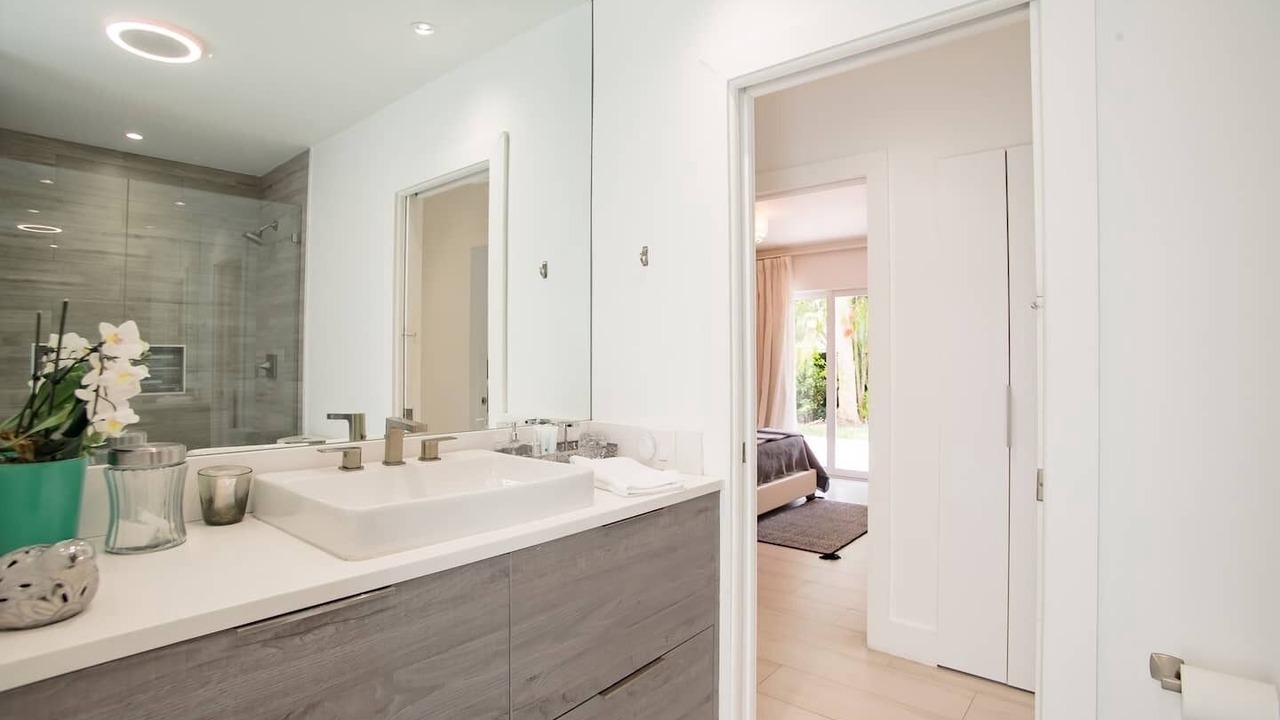 Photo of Bathroom in Barrier Island