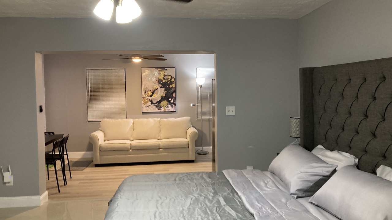 Photo of Bedroom in Pembroke Pines