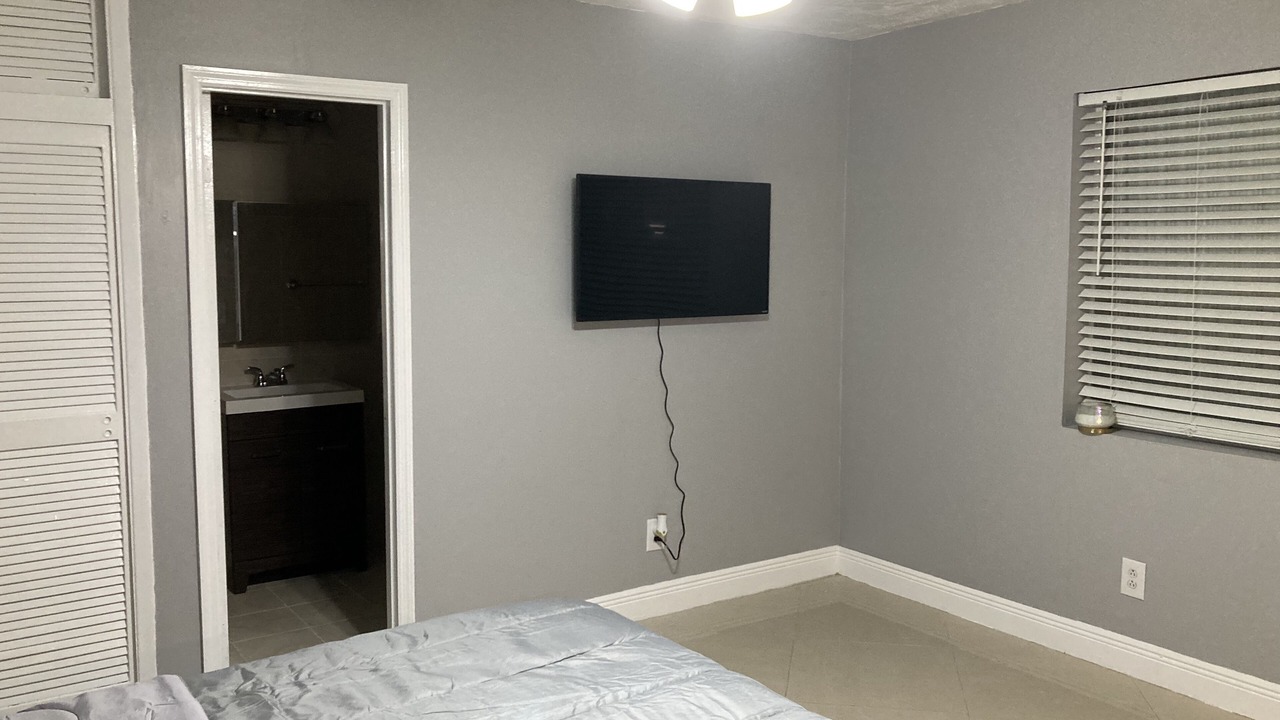 Photo of Bedroom in Pembroke Pines