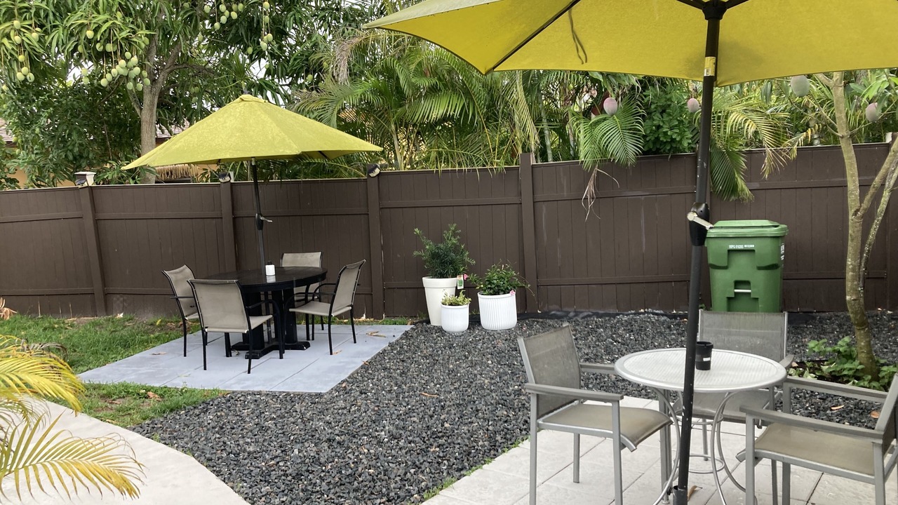 Photo of Outdoor in Pembroke Pines