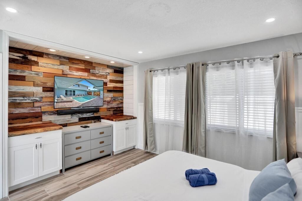 Photo of Bedroom in Cypress Lakes