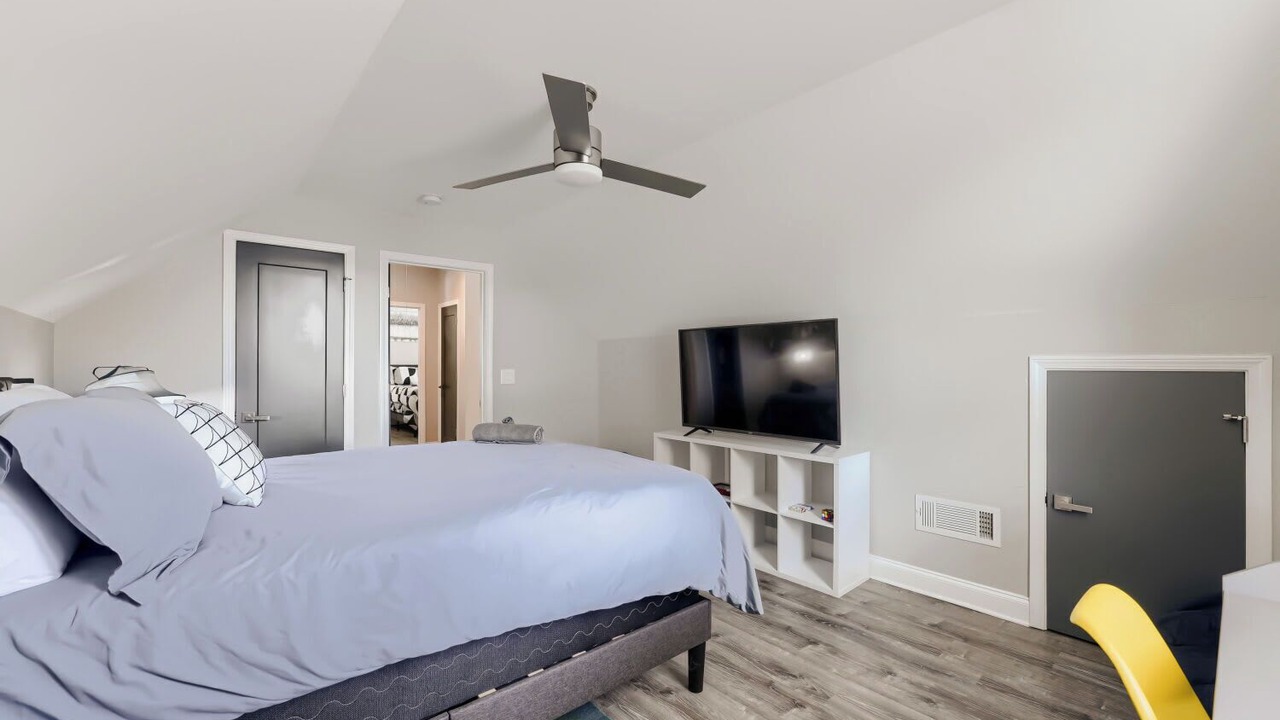Photo of Bedroom in Pittsburgh