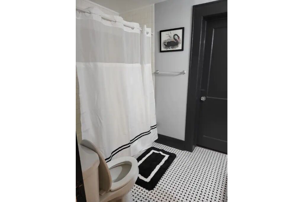 Photo of Bathroom in Dixieland