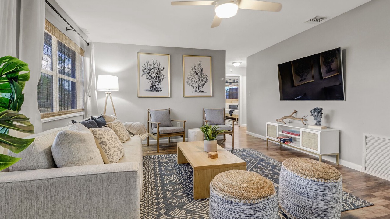 Photo of Livingroom in Winkler