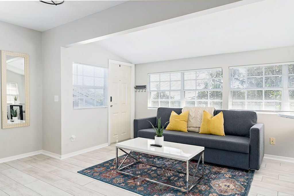 Photo of Livingroom in Lakeland
