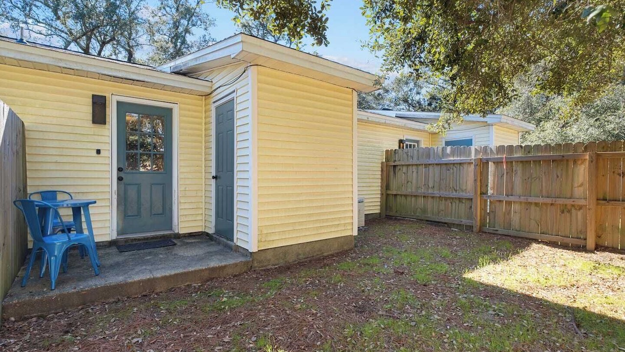 Photo of Patio Balcony in Northeast Pensacola