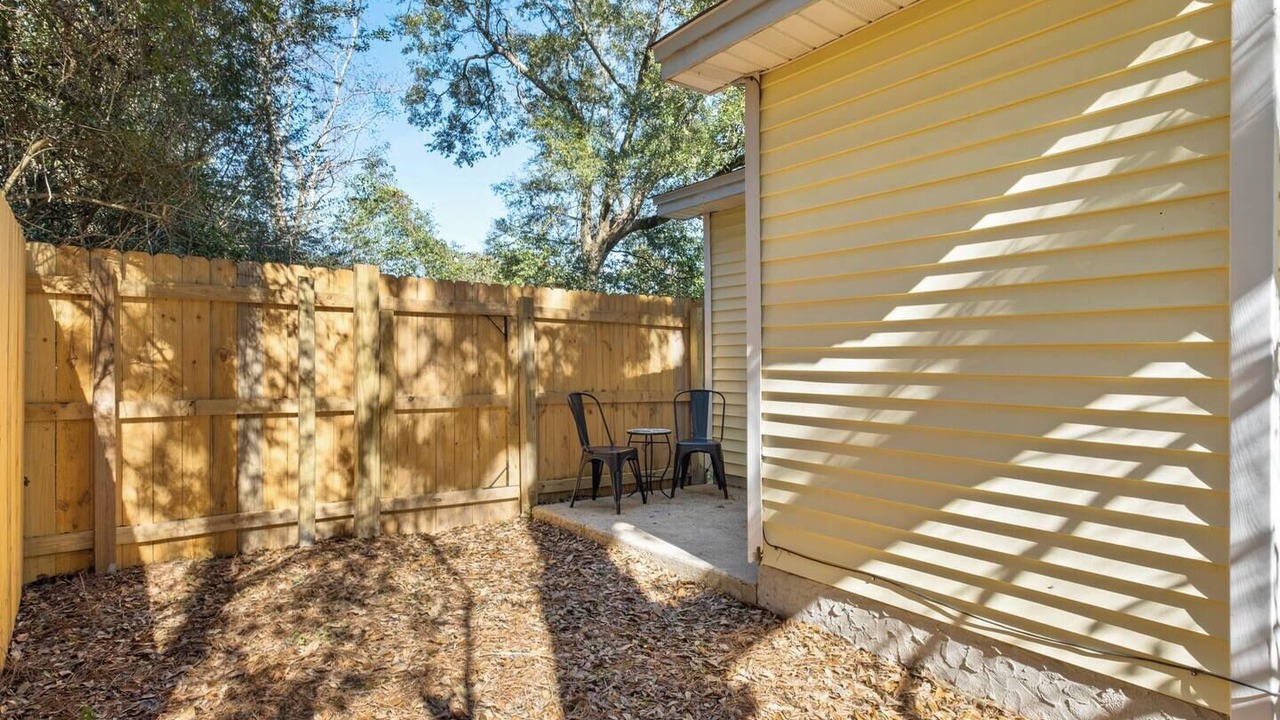 Photo of Patio Balcony in Northeast Pensacola