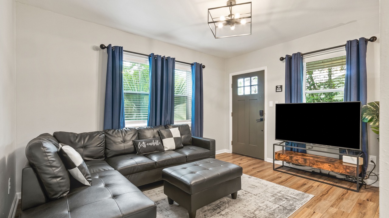 Photo of Bedroom in Pensacola
