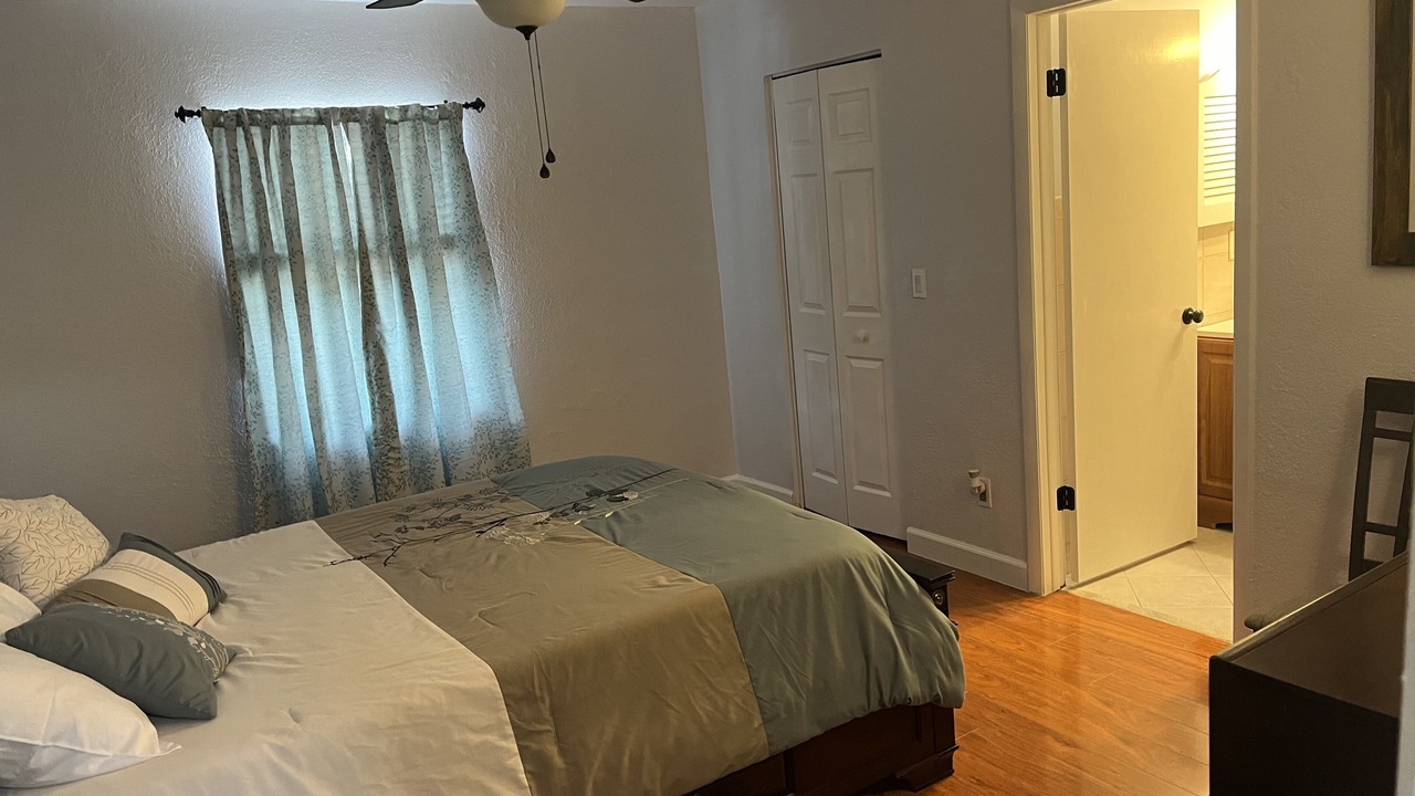Photo of Bedroom in Oldsmar
