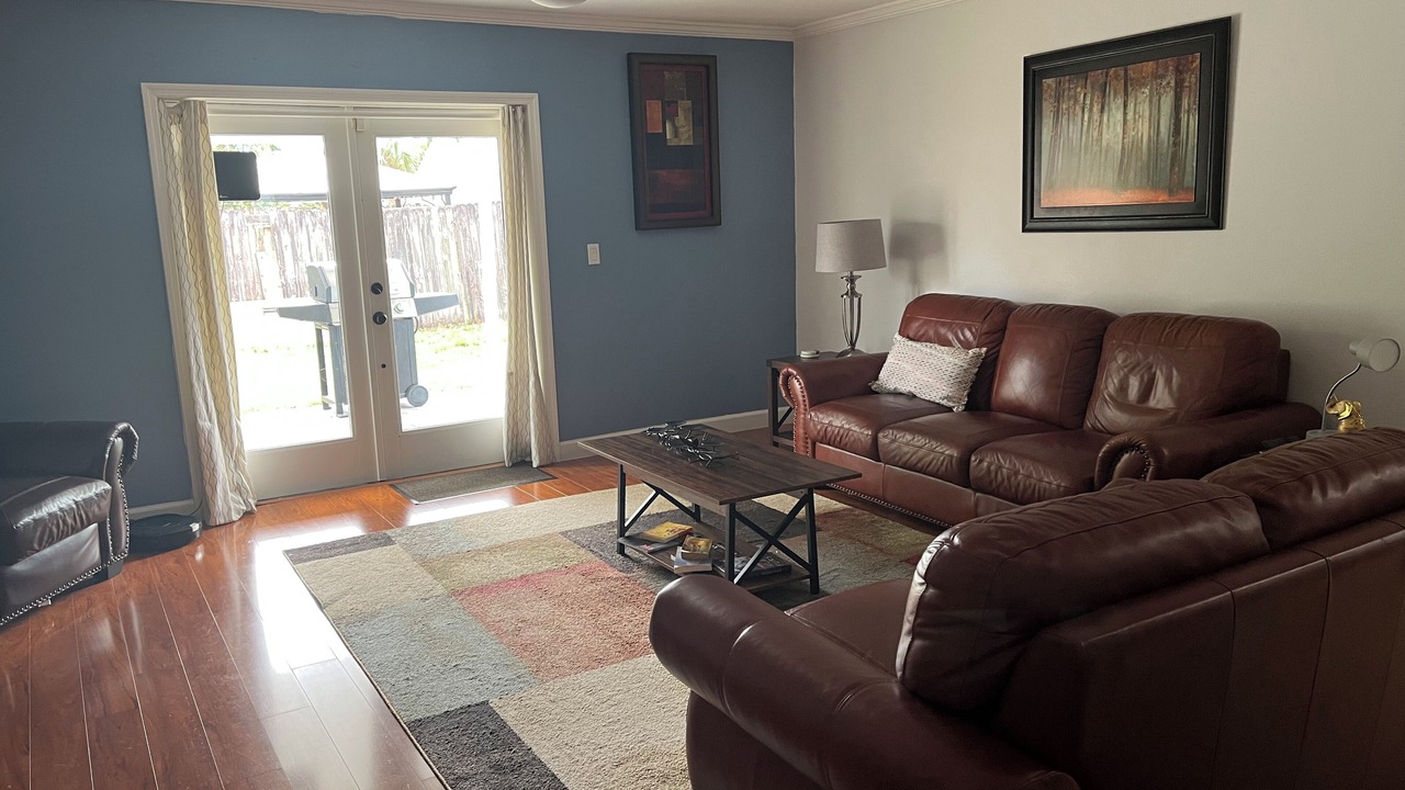 Photo of Livingroom in Oldsmar