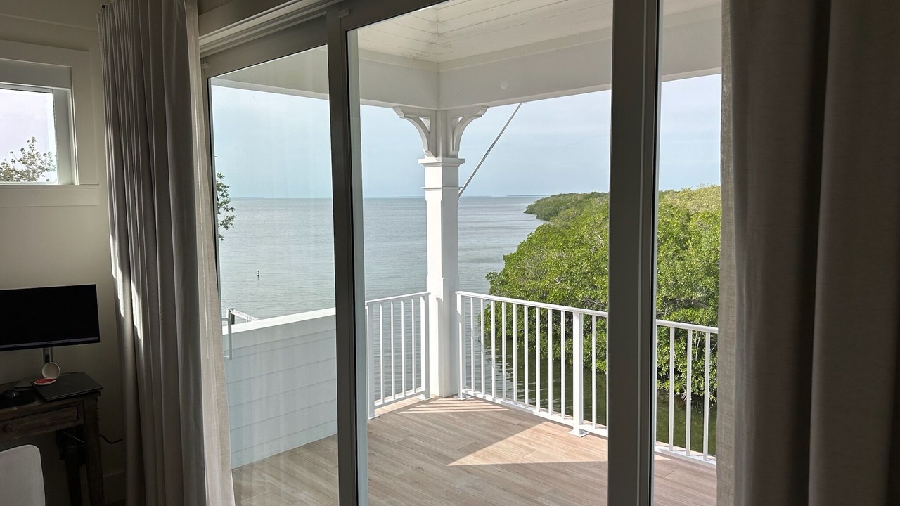Photo of Others in Tavernier