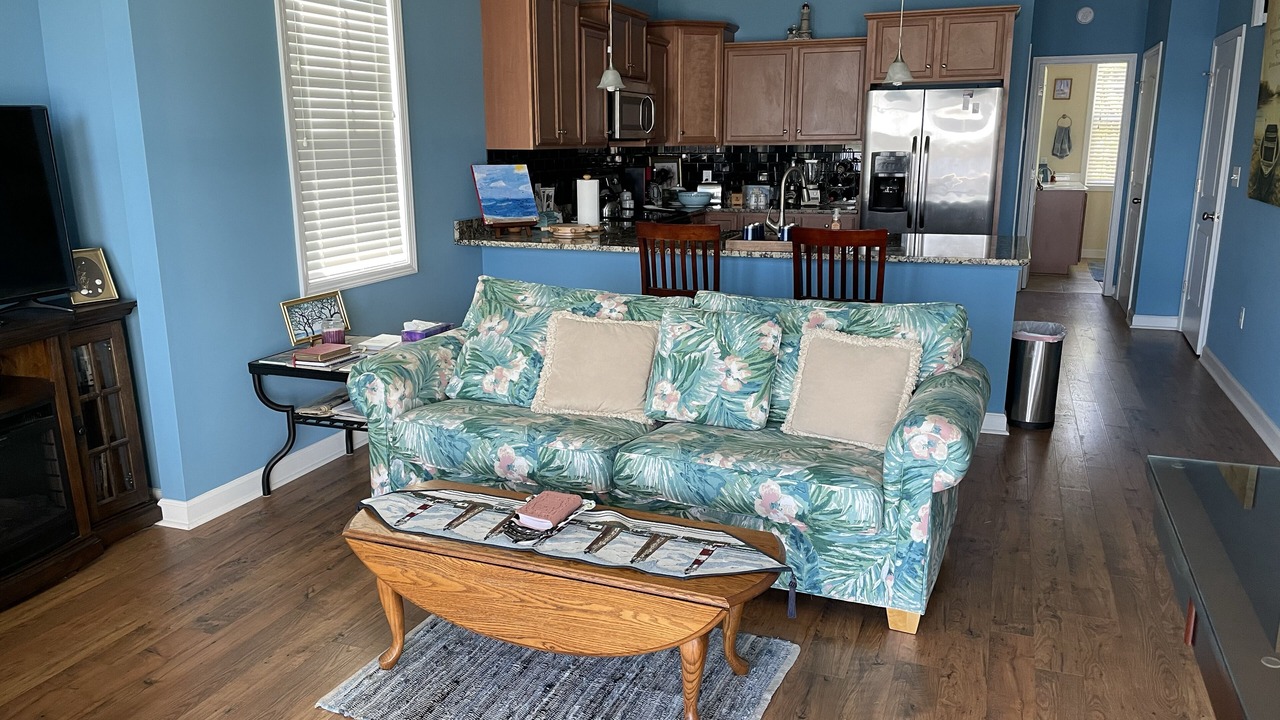 Photo of Livingroom in Jacksonville