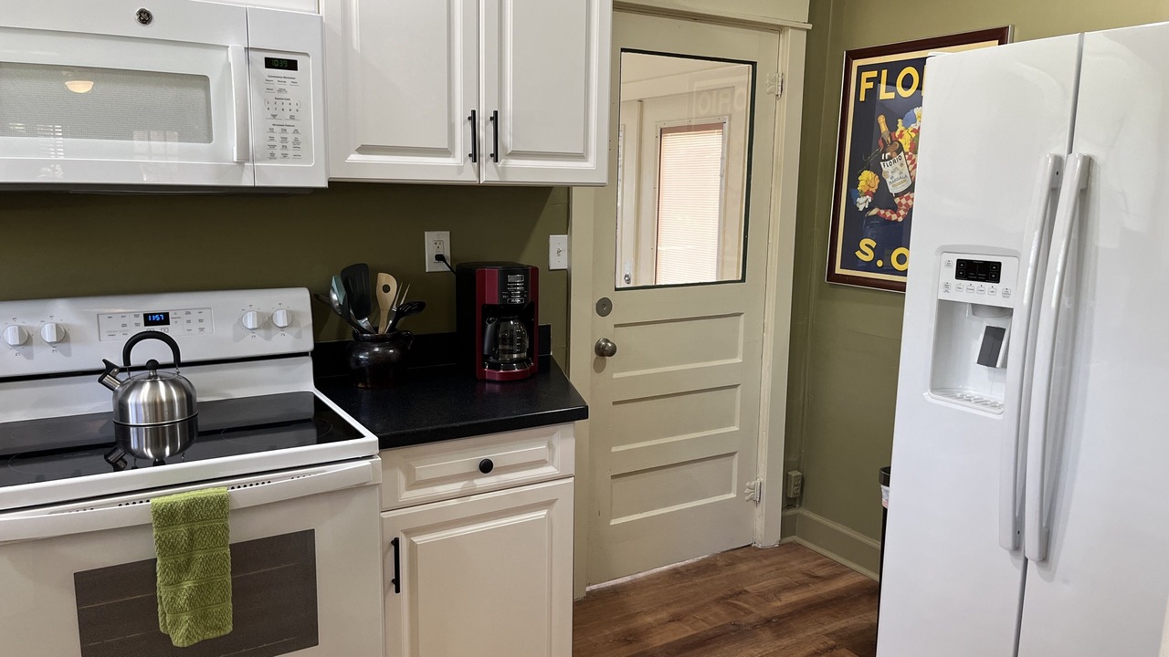 Photo of Kitchen in Altamont Manor