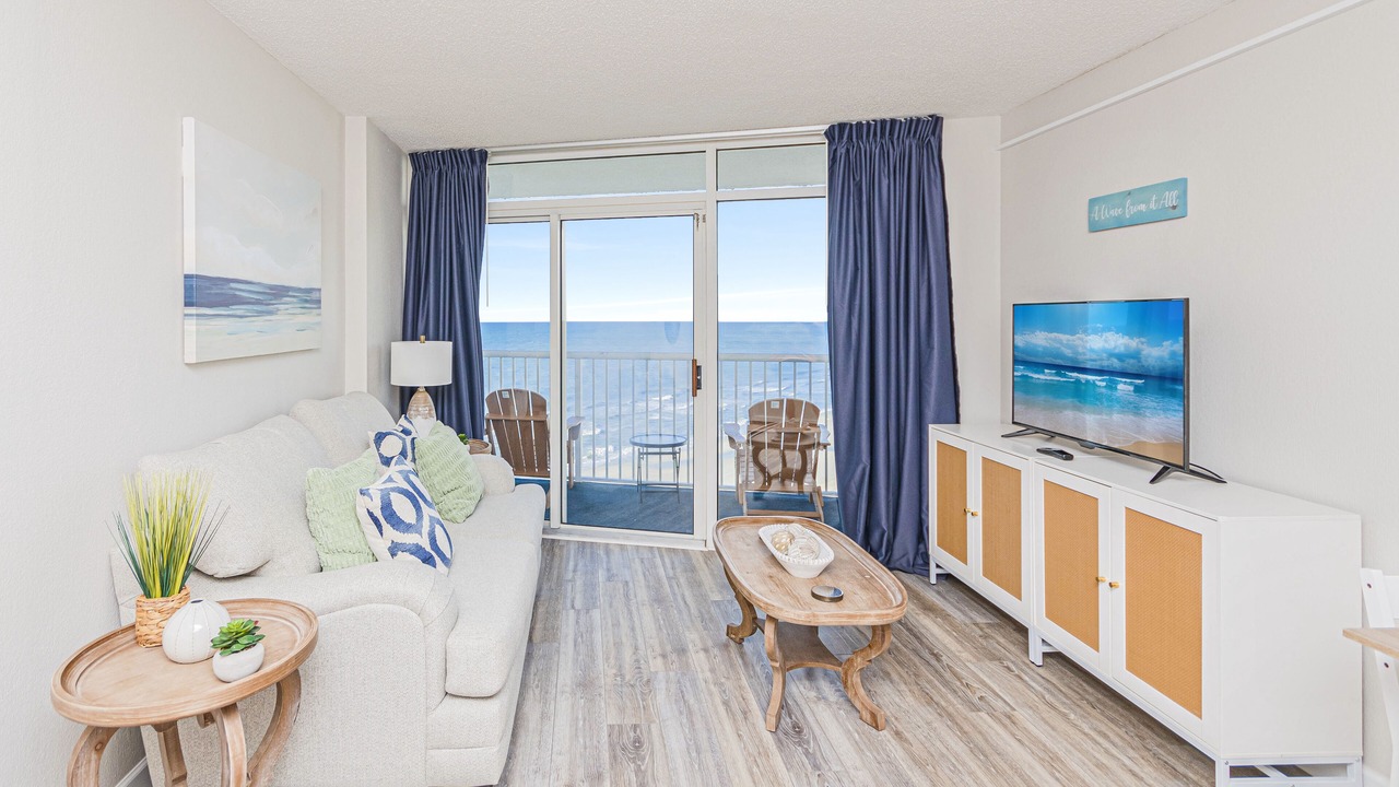 Photo of Livingroom in Arcadian Shores