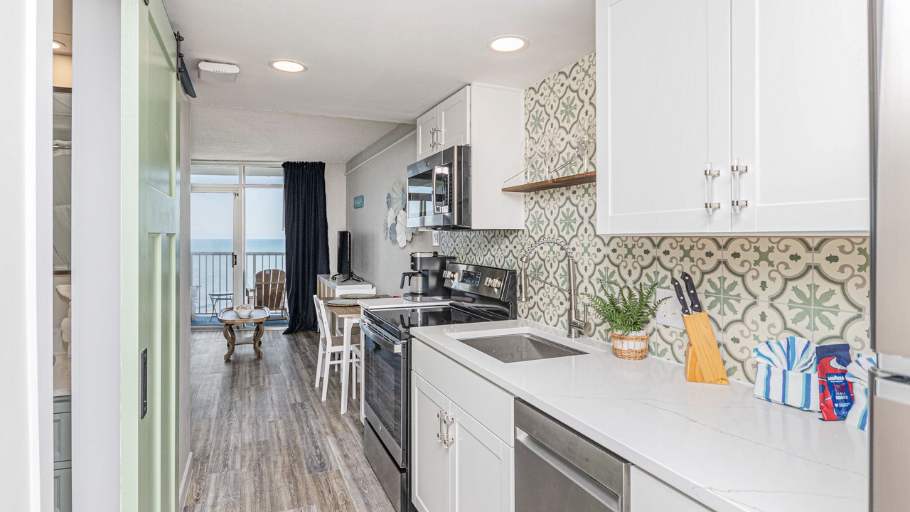 Photo of Kitchen in Arcadian Shores