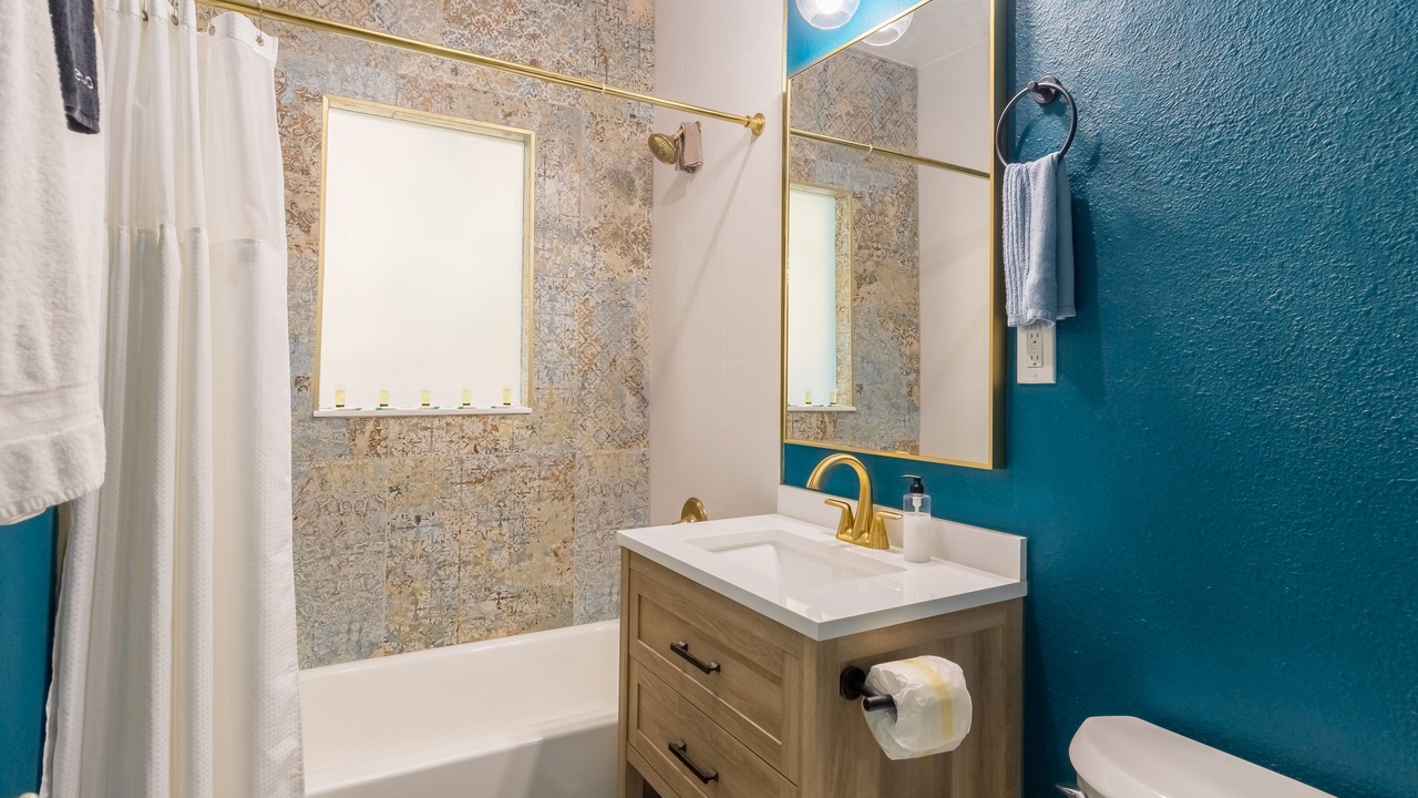 Photo of Bathroom in Seabreeze Historic District
