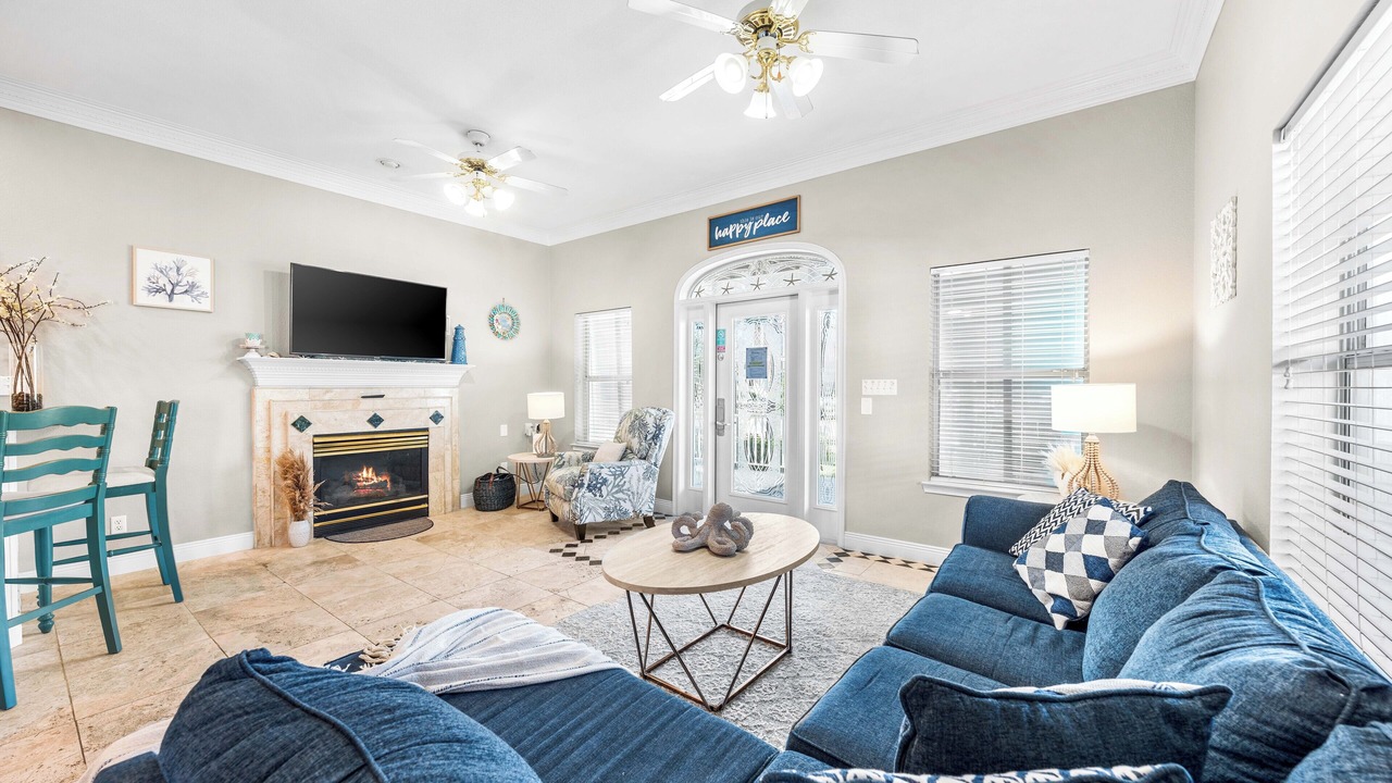 Photo of Bedroom in Crystal Shores