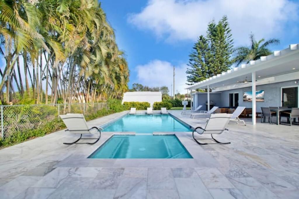 Photo of Outdoor in Ludlam