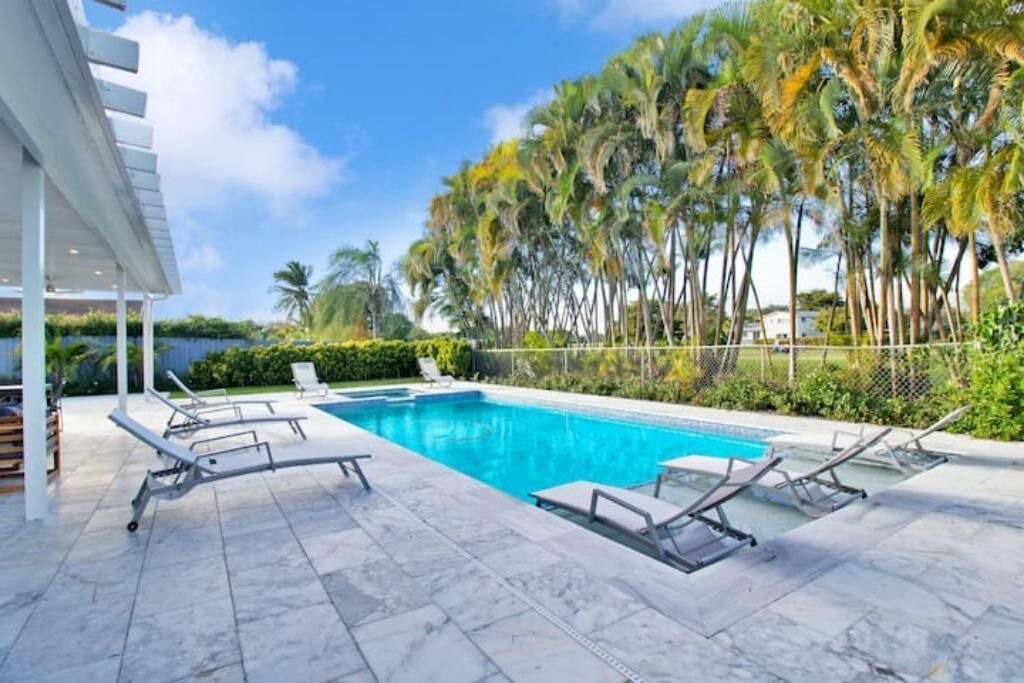 Photo of Outdoor in Ludlam