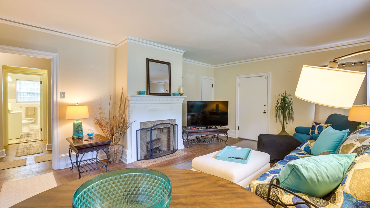 Photo of Livingroom in Tuskegee
