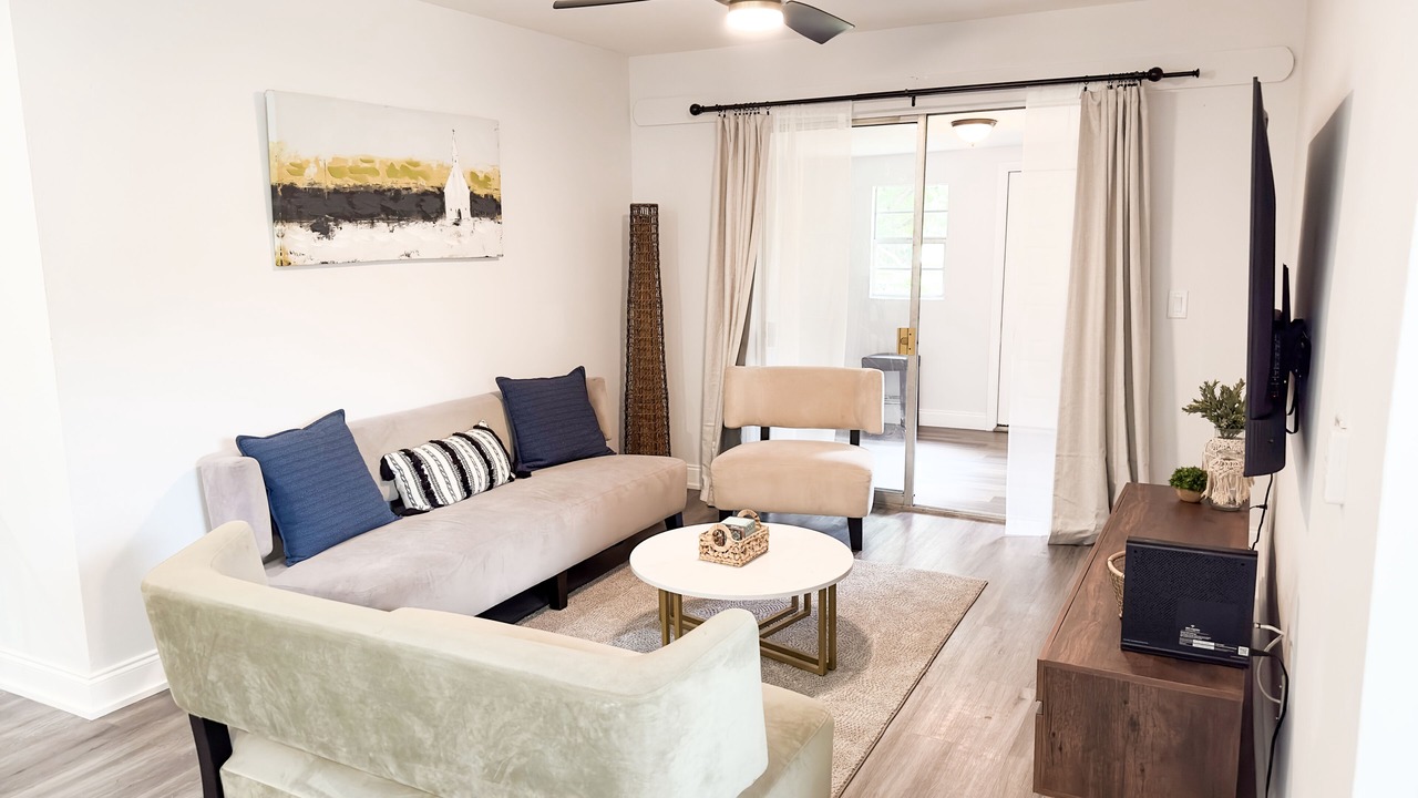 Photo of Livingroom in Fort Pierce North