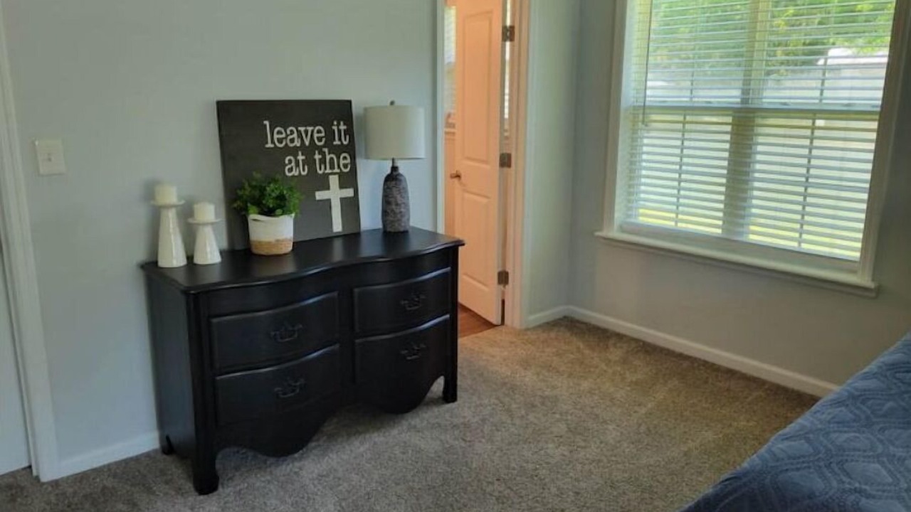 Photo of Bedroom in Lake City