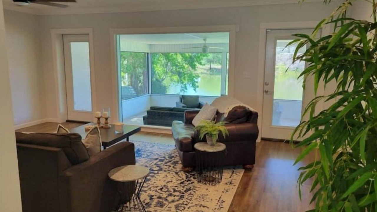 Photo of Livingroom in Lake City