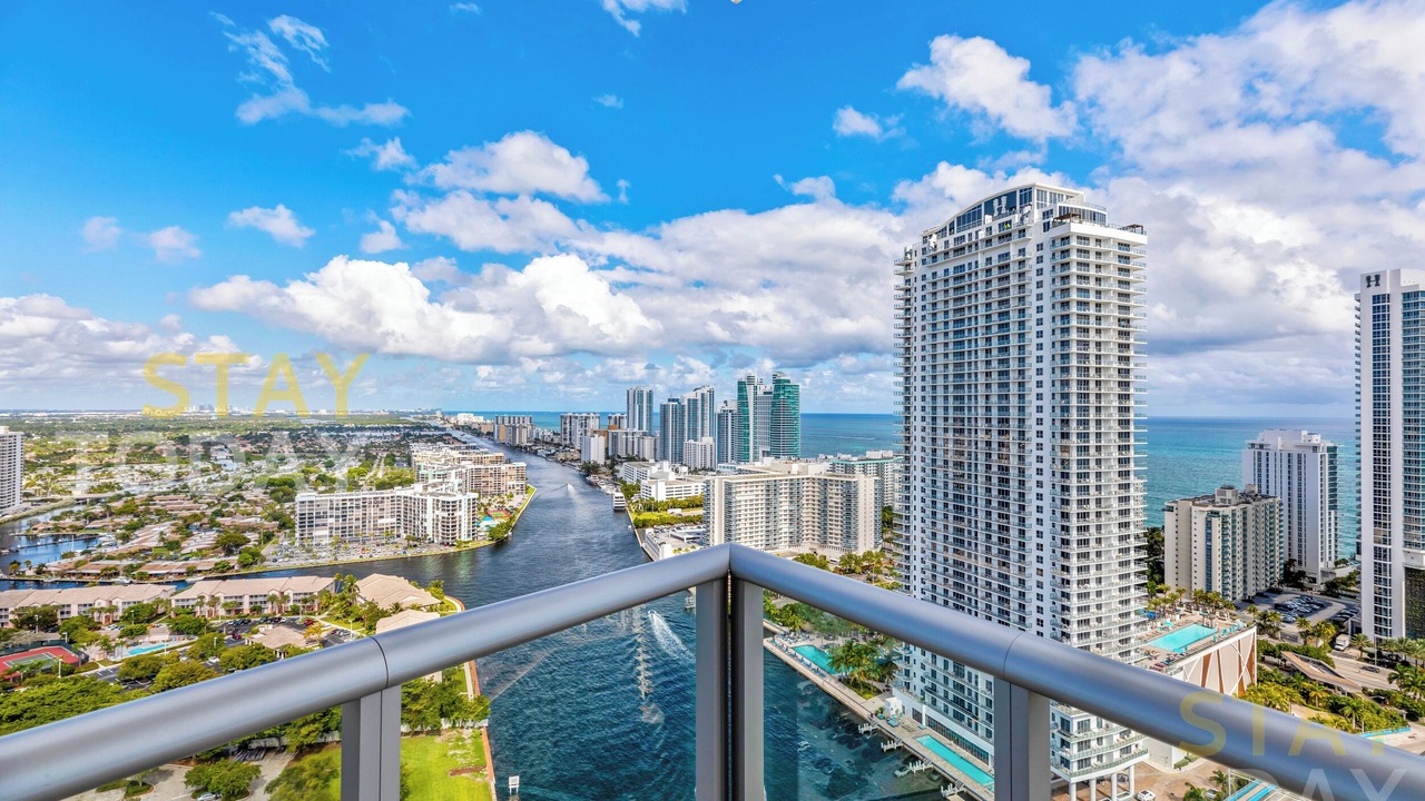 Photo of Outdoor in Hallandale Beach