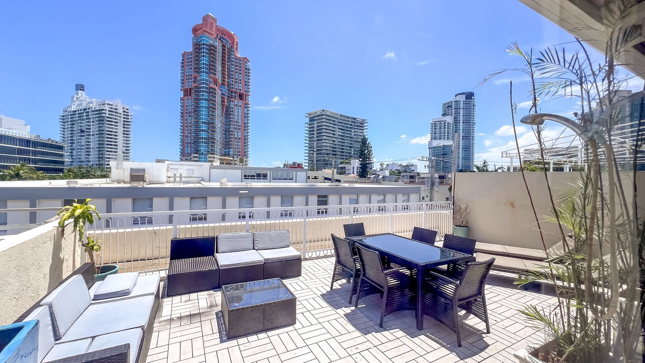 Photo of Patio Balcony in South of Fifth