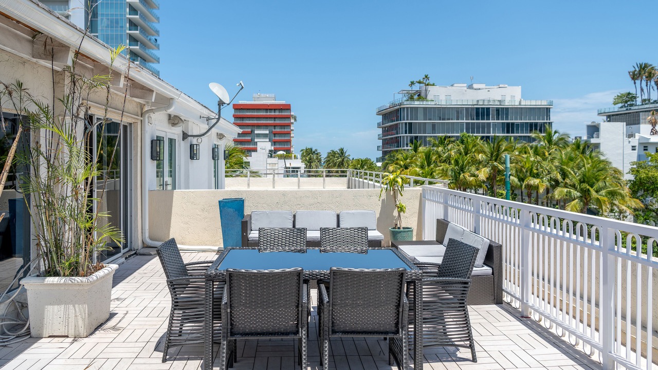 Photo of Patio Balcony in South of Fifth