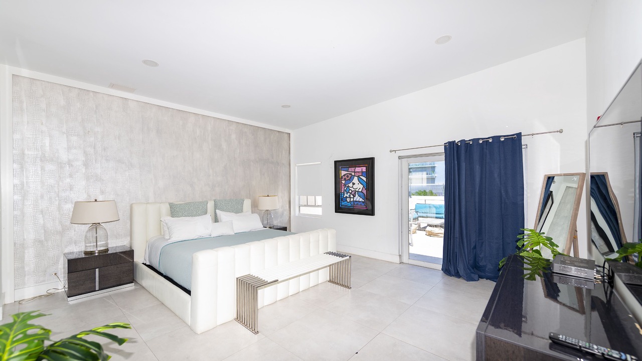 Photo of Bedroom in South of Fifth