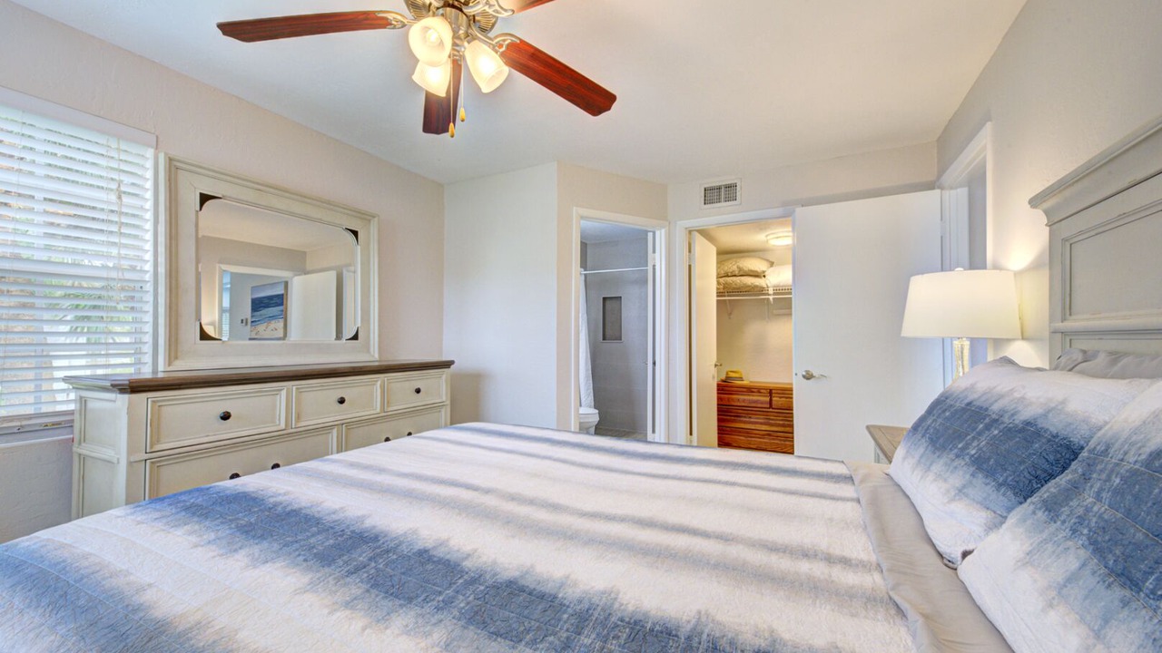 Photo of Bedroom in Ocean Side Village