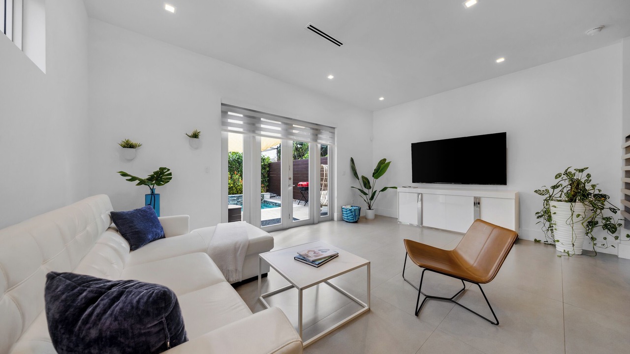 Photo of Livingroom in Southwest Coconut Grove