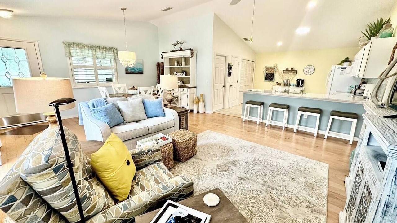 Photo of Livingroom in Buttonwood