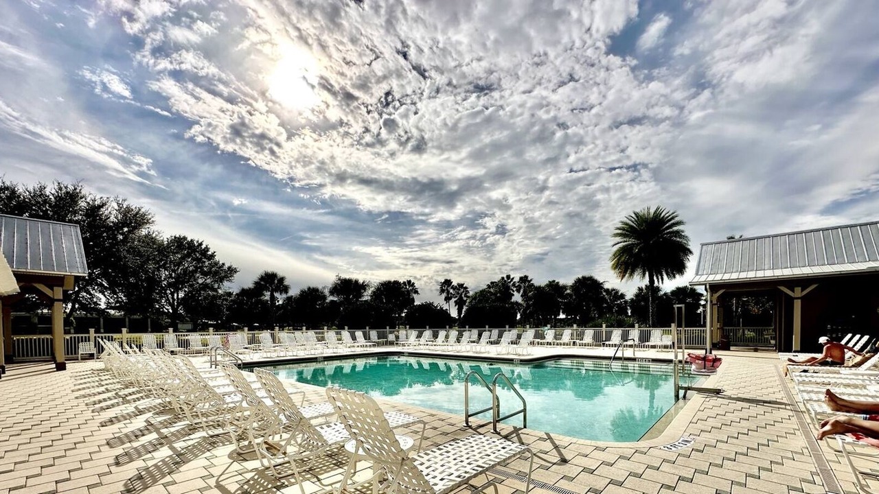 Photo of Outdoor in Buttonwood