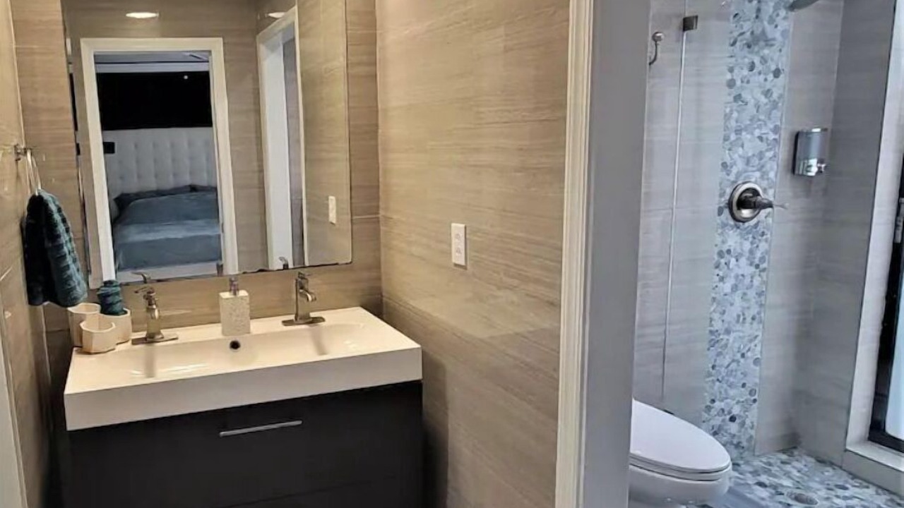 Photo of Bathroom in Coral Springs