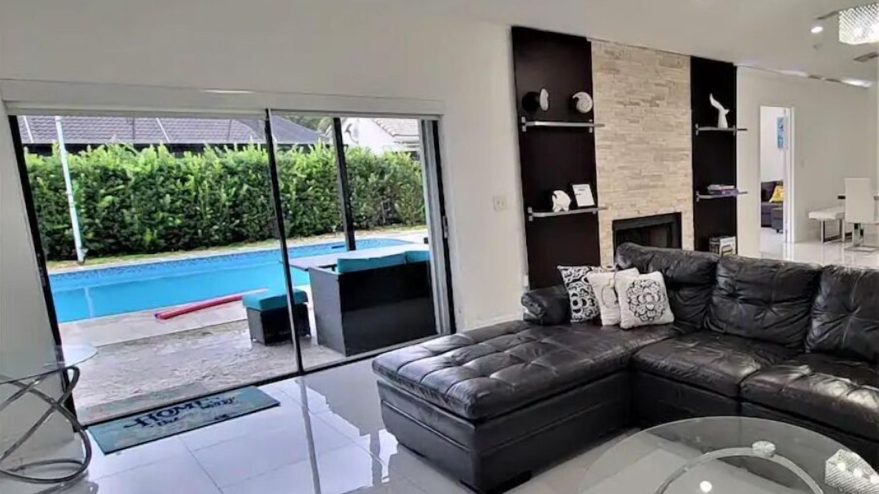Photo of Livingroom in Coral Springs