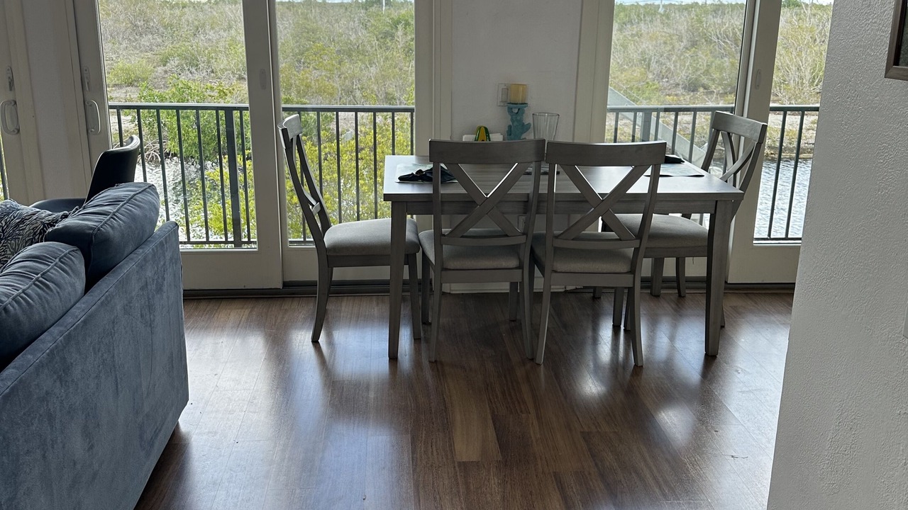 Photo of Livingroom in Port Pine Heights
