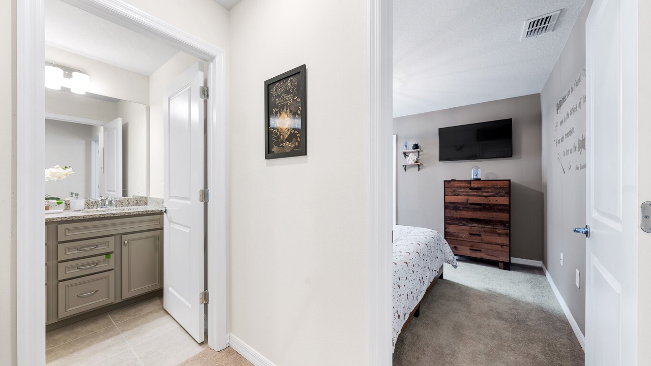 Photo of Bedroom in Davenport