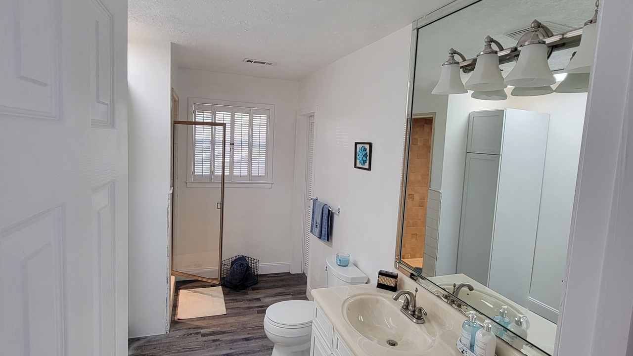 Photo of Bathroom in Marianna
