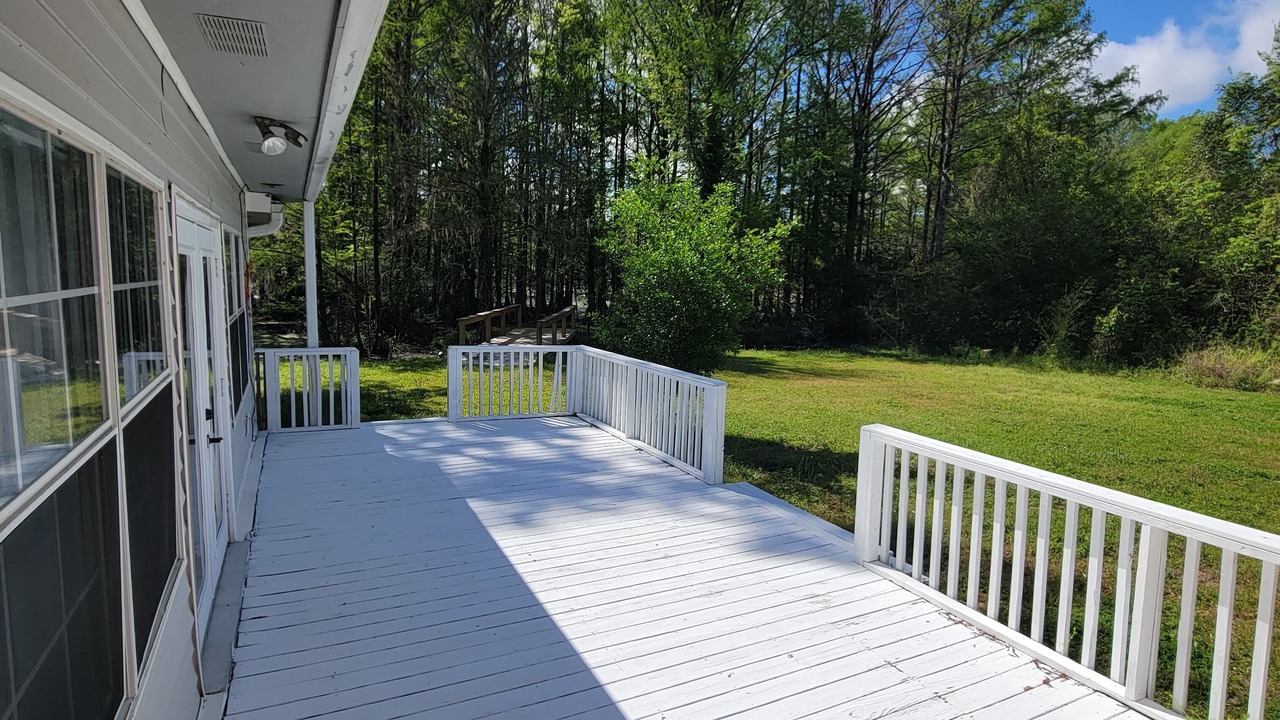 Photo of Patio Balcony in Marianna