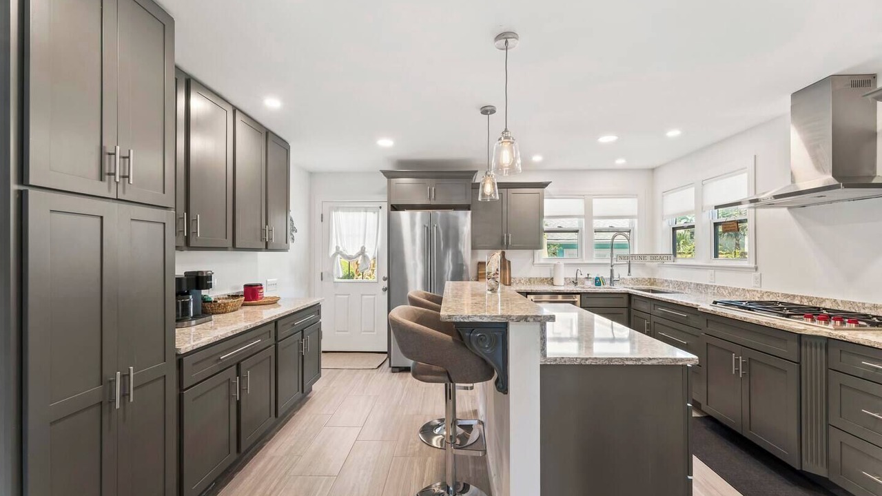 Photo of Kitchen in Neptune Beach
