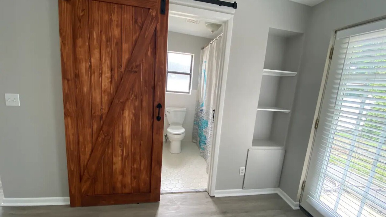 Photo of Bathroom in Woodlawn