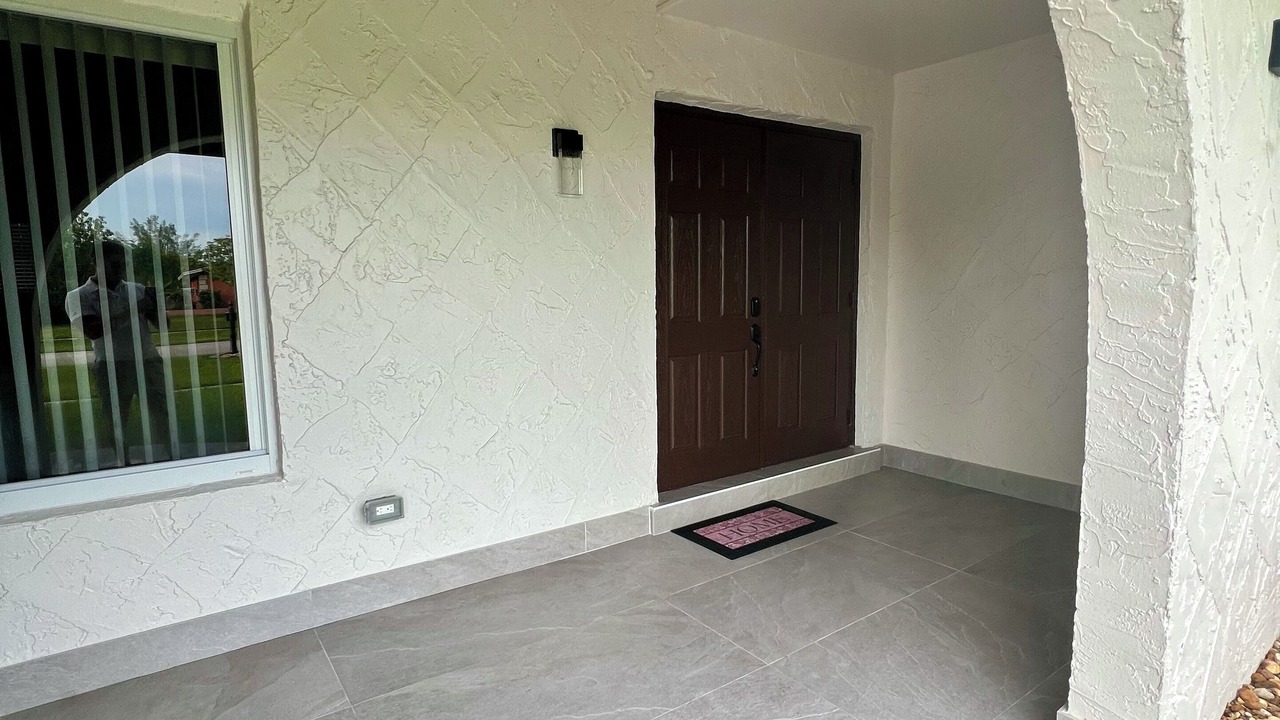 Photo of Outdoor in Royal Palm Beach