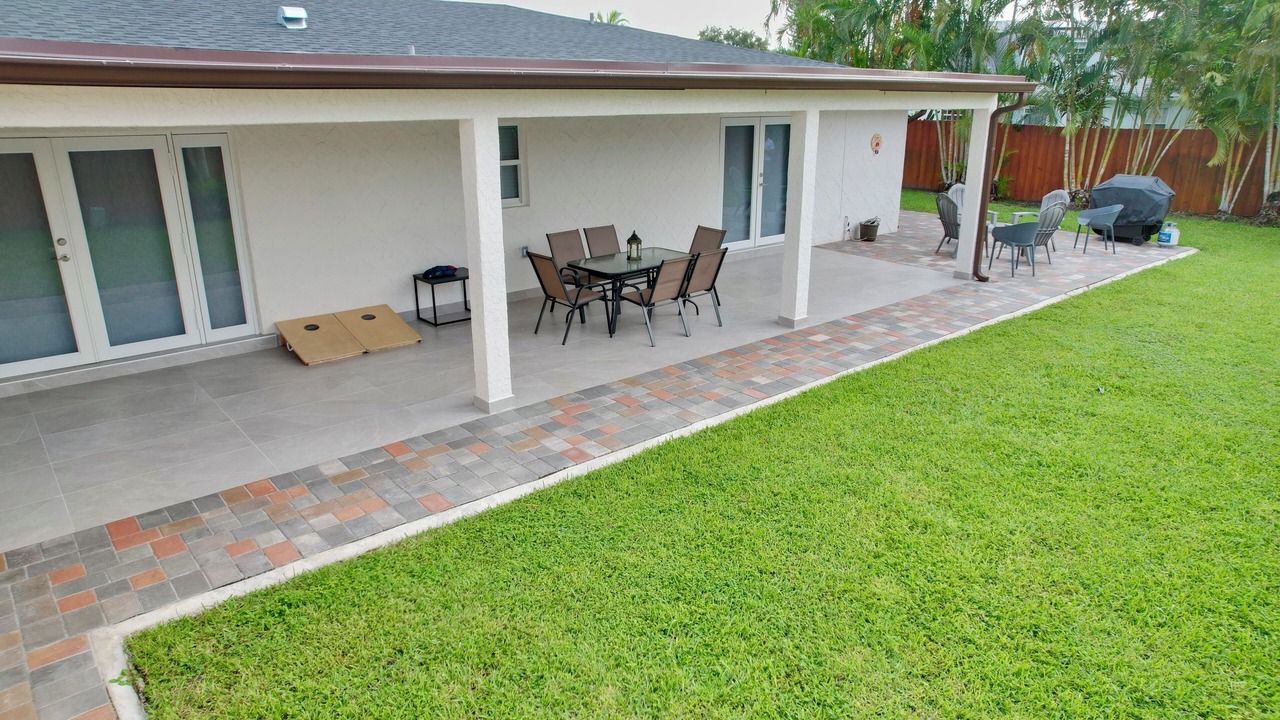 Photo of Outdoor in Royal Palm Beach