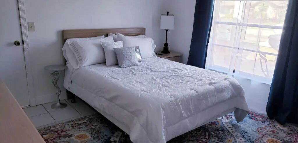 Photo of Bedroom in Villa De Palmas Sykes Cove