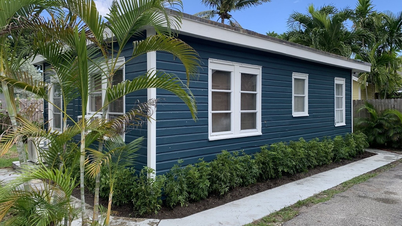 Photo of Outdoor in Parrot Cove