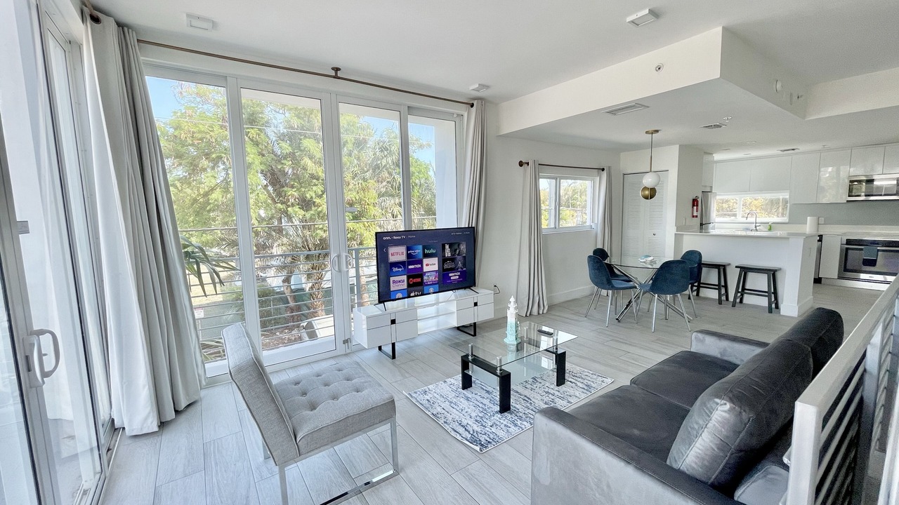 Photo of Livingroom in North Beach
