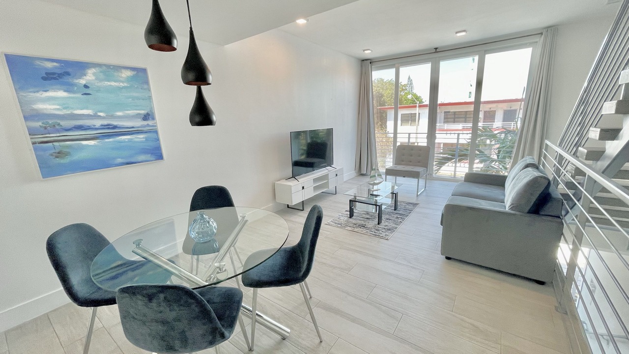 Photo of Livingroom in North Beach